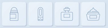 Ter giderici deodorant rulosu, parfüm, bir şişe şampuan ve krem losyon tüpü. Beyaz kare düğme. Vektör