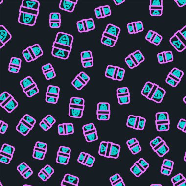 Çizgili Balık plastik tepsisi kabı, selofan kaplamalı, siyah arkaplanda izole edilmiş, dikişsiz desen. Vektör