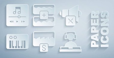 Müzik dalgası eşitleyiciyi ayarla, konuşmacı sessiz, sentezleyici, DJ müzik çalıyor ve oyuncu simgesi. Vektör