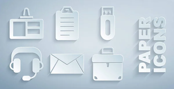 Posta ve e-posta, USB flaş bellek, kulaklık, çanta, listeleme ve tanımlama rozeti simgesi ayarlayın. Vektör — Stok Vektör