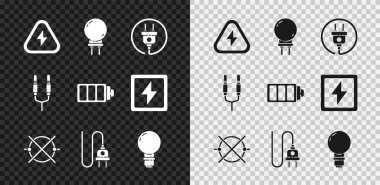Yüksek voltaj, ışık yayan diyot, elektrik prizi, devre şeması, fikir konsepti olan ampul, ses kriko ve pil şarj seviyesi göstergesi simgesi ayarla. Vektör