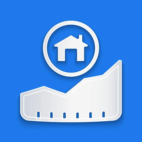 Řez papíru Rostoucí náklady na ikonu bydlení izolované na modrém pozadí. Rostoucí cena nemovitostí. Rezidenční graf se zvyšuje. Papírový styl. Vektor — Stockový vektor