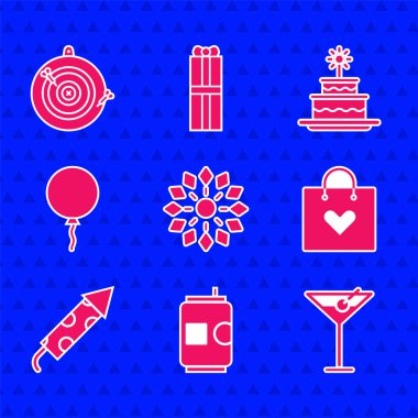 Havai fişek, bira kutusu, martini bardağı, içinde kalp, roket, balon kurdelesi, pasta yakan mumlar ve klasik dart tahtası ikonu olan alışveriş torbası. Vektör