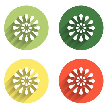 Havai fişek simgesini uzun gölge arkaplanı ile izole et. Eğlence partisi anlayışı. Patlayıcı havai fişek sembolü. Renkli daire düğmesi. Vektör.