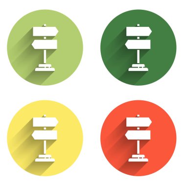 Trafik işaretini ayarla. Sinyal direği simgesi uzun gölge arkaplanı ile izole edildi. İşaretçi sembolü. İzole sokak bilgi levhası. Yön tabelası. Renkli daire düğmesi. Vektör.