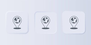 Gri arkaplandaki gri ikonun üzerindeki gri konum. Dünya ya da Dünya işareti. Kare düğmelere simgeleri yerleştir. Vektör.