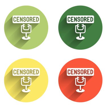 Sansürlenmiş pul simgesini uzun gölge arkaplanı ile izole et. Renkli daire düğmesi. Vektör.