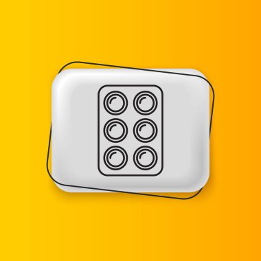 Sarı arkaplanda izole edilmiş kutu simgesiyle siyah suluboya resimler. Gümüş dikdörtgen düğme. Vektör.