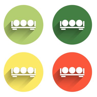 Bilardo toplarını uzun gölge arkaplan izole edilmiş bir simgeye ayarla. Rafta bilardo topları var. Renkli daire düğmesi. Vektör.