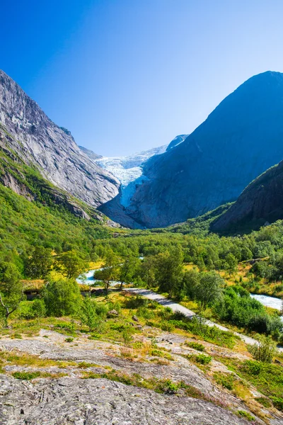 Eeuwige gletsjers en bergen . — Stockfoto