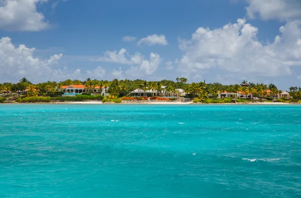 Nice view of the coast of Antigua, The Caribbean sea — Stock Photo, Image