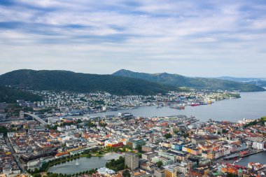 Üstten Görünüm Bergen şehir. Norveç
