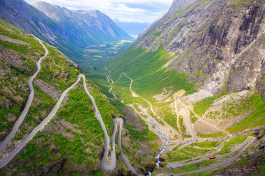 Trollstigen yüksekliği görünümünden