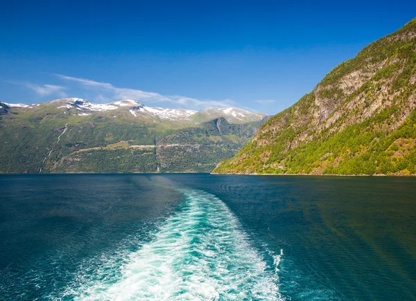 Prachtige fjorden van Noorwegen — Stockfoto