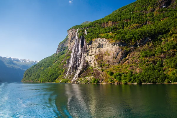 Schöne norwegische Fjorde — Stockfoto