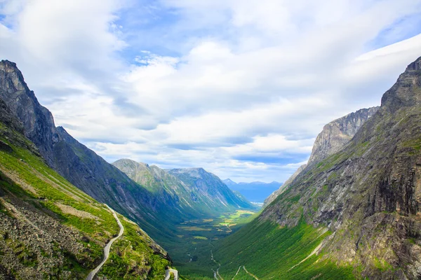 Trollstigen yüksekliği görünümünden