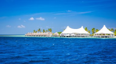 Soliter Island ve Bungalov Denize . 