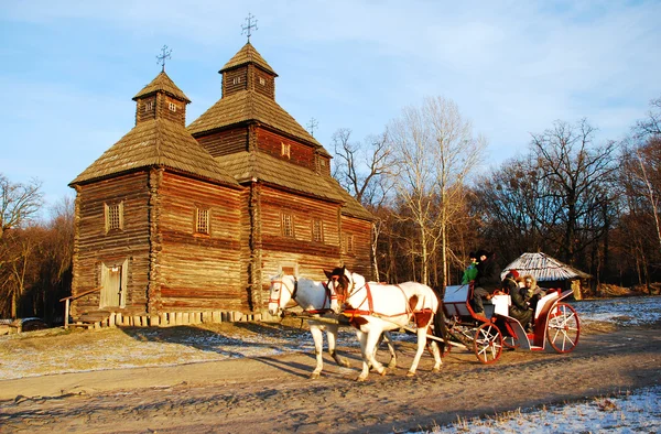 오래 된 목조 교회 — 스톡 사진