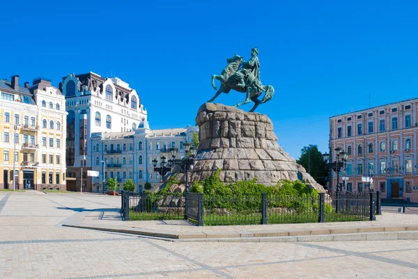 Monumento a Hetman Bogdan Khmelnitsky en Kiev —  Fotos de Stock