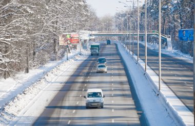 Kiev bölgesinde yollar kışın Kuzey kesiminde