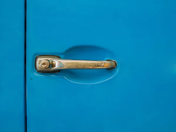 Detalhe da porta do carro azul clássico — Fotografia de Stock