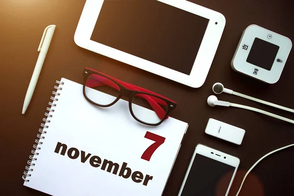 Noviembre Día Del Mes Fecha Del Calendario Oficina Trabajo Con — Foto de Stock