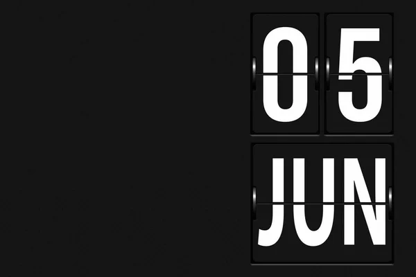 5 Haziran. Ayın 5 'i, takvim tarihi. Mekanik skorbord tablosu şeklinde bir takvim. Yaz ayı, yılın günü konsepti.