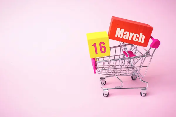 Marzo Día Del Mes Fecha Del Calendario Cerrar Carrito Compras —  Fotos de Stock