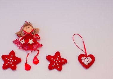 arka planda 4new yılki süslemeleri