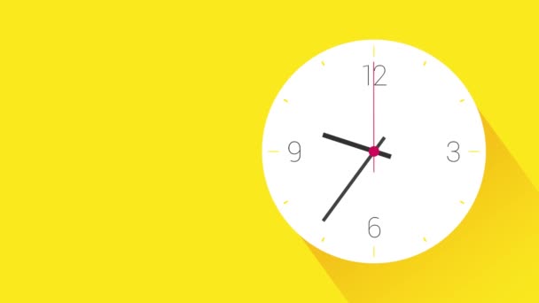 Horloge blanche sur mur jaune — Video