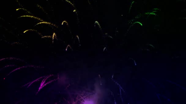Feux d'artifice du Nouvel An avec des couleurs modifiées 