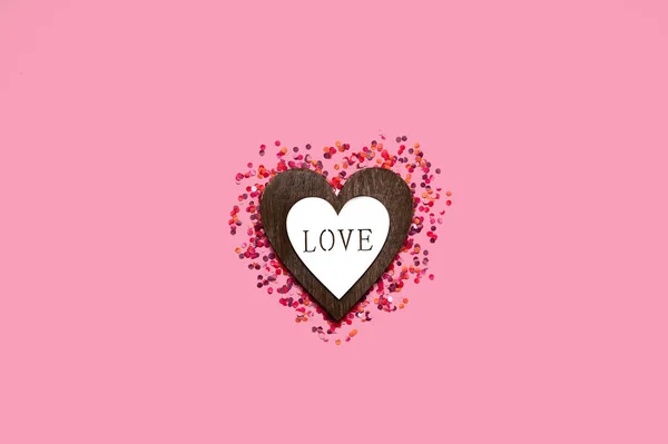 Joyeuse Saint Valentin Coeur Bois Avec Confettis Colorés Sur Fond — Photo