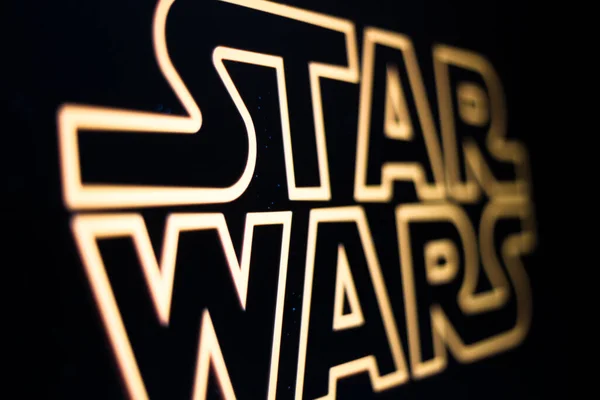 Kiev Ucrania Marzo 2021 Logotipo Star Wars Pantalla Star Wars —  Fotos de Stock