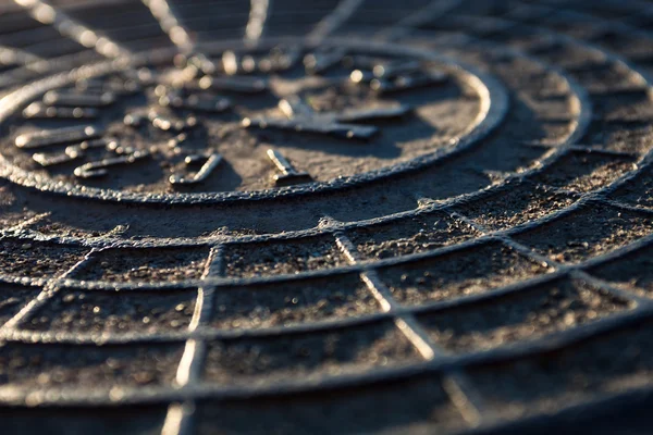 Metal kanalizasyon kapağı Close-Up