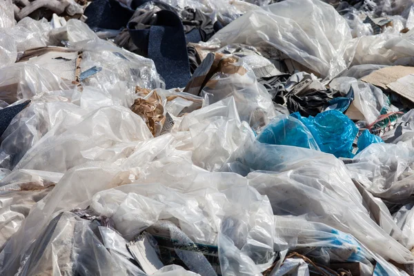 Garbage on the landfill — Stock Photo, Image