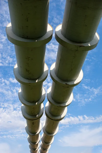 Tratto elevato delle condotte — Foto Stock