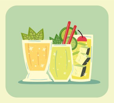 Yapraklı lezzetli kokteyller, dilimlenmiş limon ve buz.