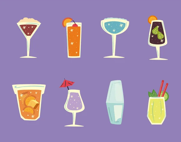 Набір смачних і свіжих коктейлів на фіолетовому фоні — стоковий вектор