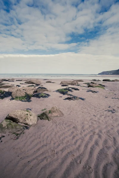 Seaside beach scene portrait format.tif — Stock Photo, Image