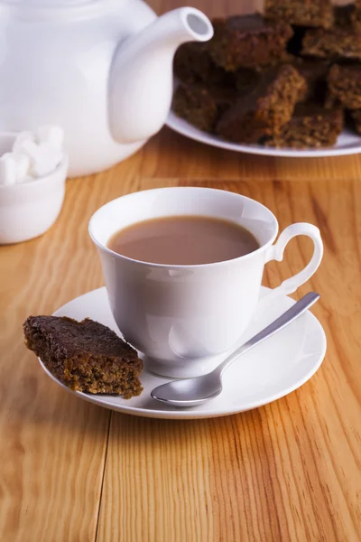 Šálek anglického čaje s dortem pro čaj Break odpoledne Stock Snímky
