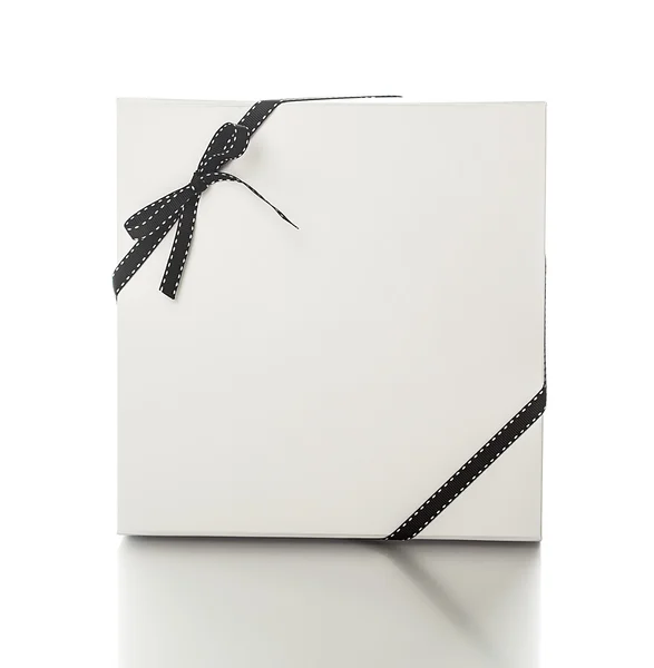 Elegante confezione regalo — Foto Stock