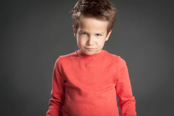 Wütender lustiger Junge — Stockfoto