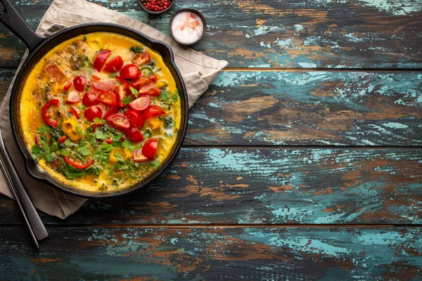 Frittata Italia dengan telur dan sayuran — Stok Foto