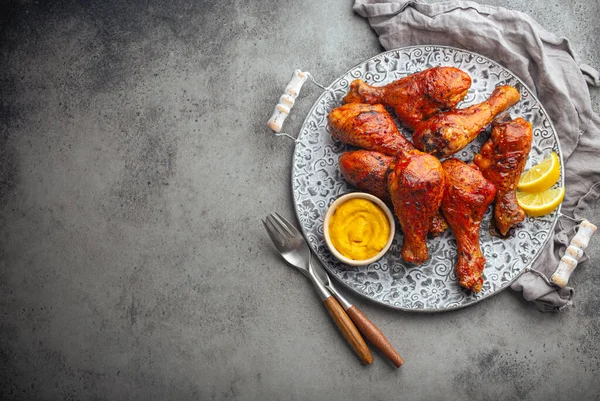 Indian food Tandoori chicken legs from above copy space — Stock Photo, Image