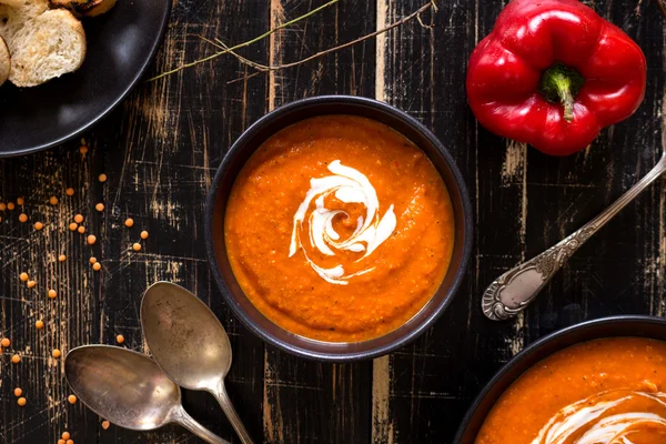 Гарбузовий суп з важким вершками — стокове фото