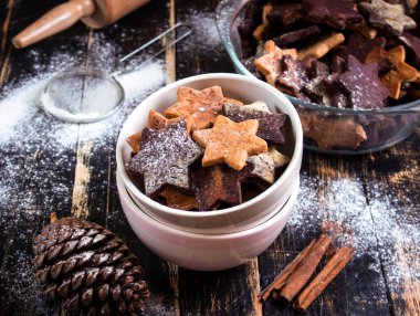 Noel zencefilli kurabiye plaka üzerinde