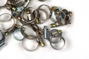 Farklı boyutlarda vida sıkmalı metal kıskaçlar