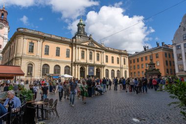 Stockholm, İsveç - 08.05.2025: Gamla Stan, Stockholm, İsveç 'teki Stortorget Meydanı' ndaki Nobel Ödülü Müzesi