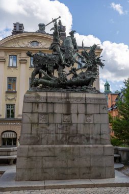 Stockholm, İsveç - 08.05.2025: St. George and The Dragon Statue in Gamla Stan, Stockholm, İsveç