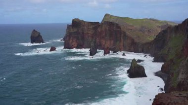 Portekiz, Madeira 'da Ponta do Rosto' nun sahil kayalıkları